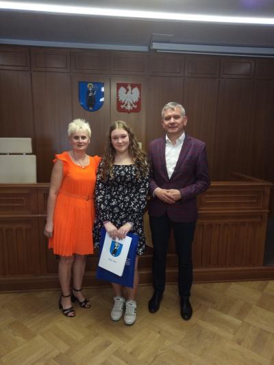 finaliści na spotkaniu z burmistrzem 133.jpg